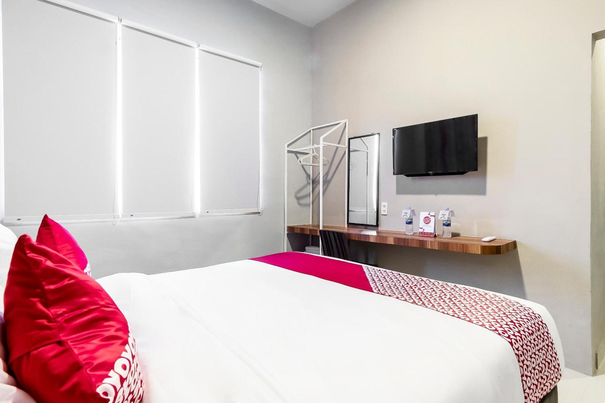 Super Oyo 360 Mangaan Residence Medan Eksteriør billede