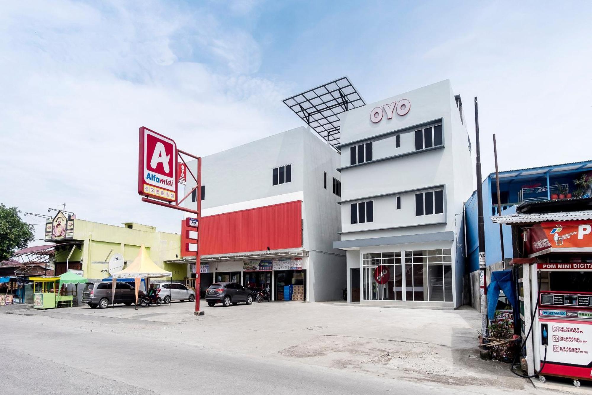 Super Oyo 360 Mangaan Residence Medan Eksteriør billede