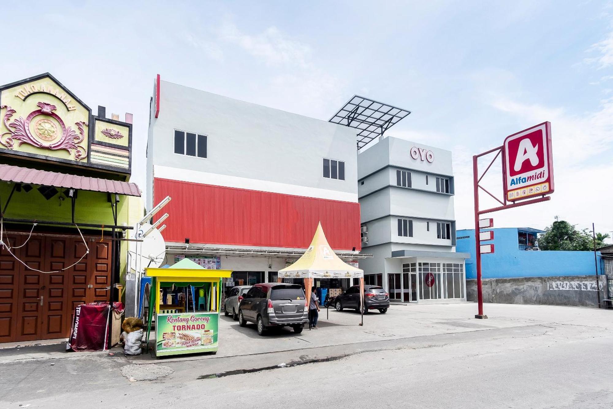 Super Oyo 360 Mangaan Residence Medan Eksteriør billede